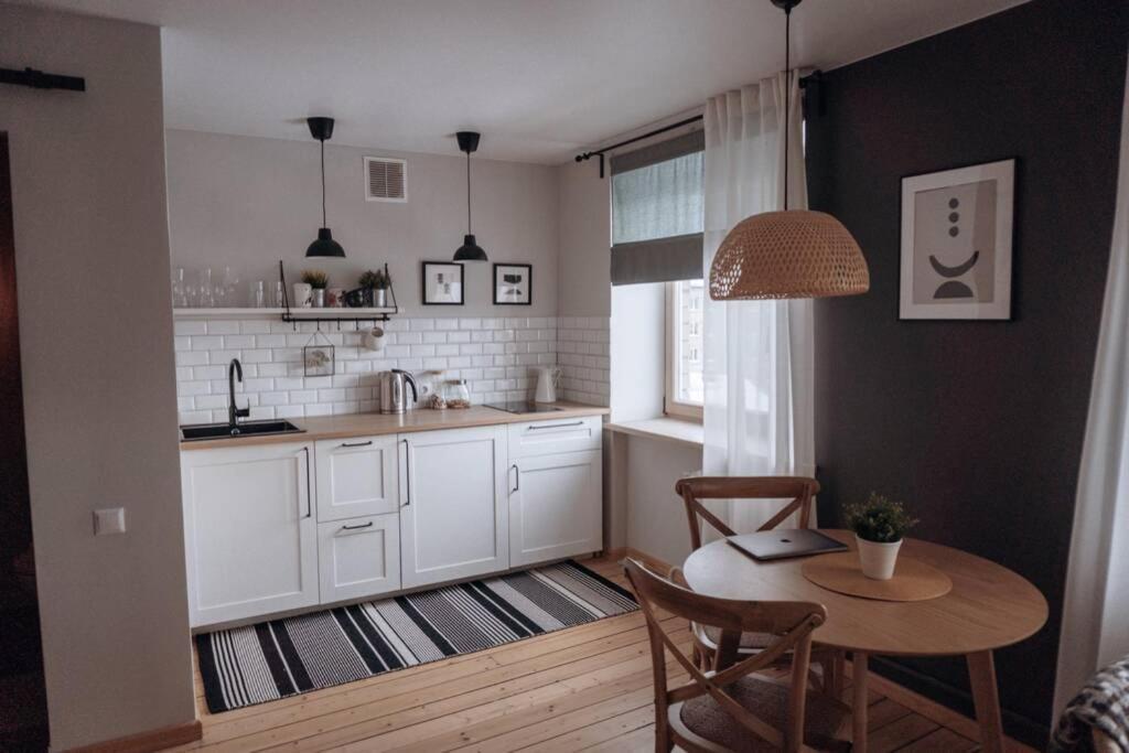 Teatra Street Apartment Balvi Eksteriør billede